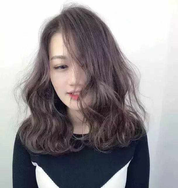 最新流行烫发与小城烫发奇遇